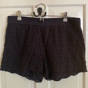 Lucky eyelet shorts